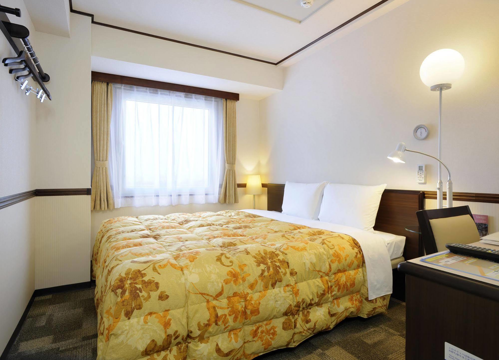 Toyoko Inn Jr Yokohama Sen Sagamihara Ekimae Экстерьер фото
