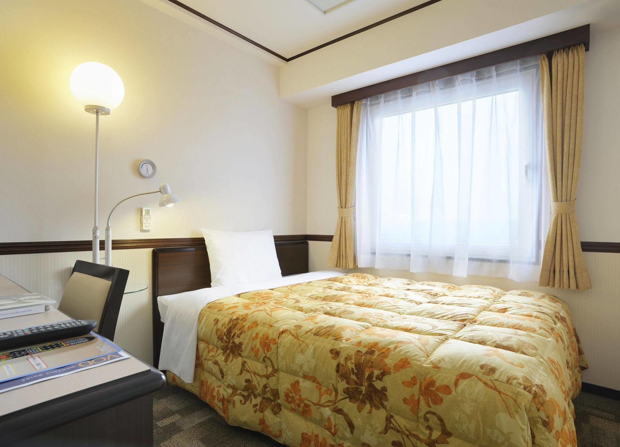Toyoko Inn Jr Yokohama Sen Sagamihara Ekimae Экстерьер фото